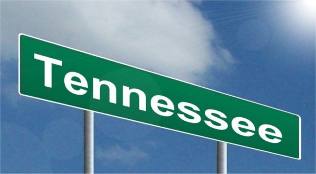 Tennessee secedes from the Union