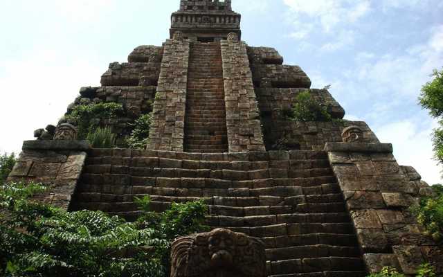 The Aztecs Arrived in the Valley of Mexico