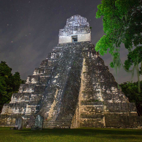 Fundacion de Tikal