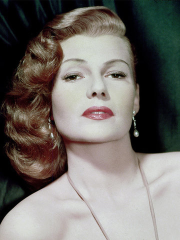 1940-е — естественные брови и пушистые ресницы