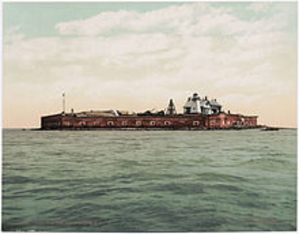Fort Sumter is reoccupied by Union Troops