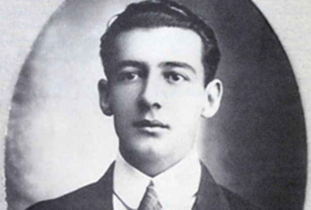 Cultural: Publicación del manifiesto "Actual N° 1"