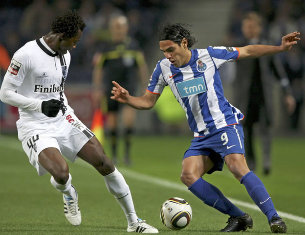 FIRST PARTICIPATION IN THE CHAMPION LEAGUE