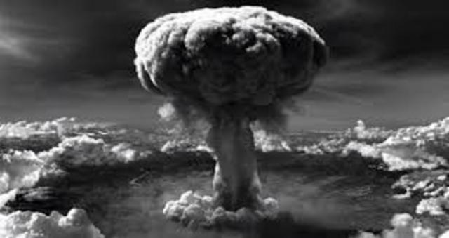 La premiere bombe atomique- Hiroshima