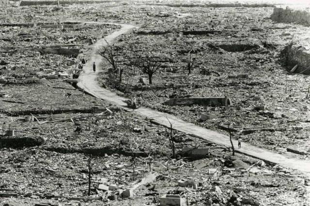 dLa deuxieme bombe atomique- Negasaki