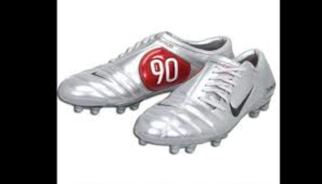 Cuarto zapato de fútbol