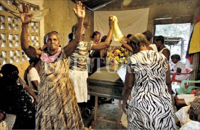 Ritos Funerarios Prehistóricos