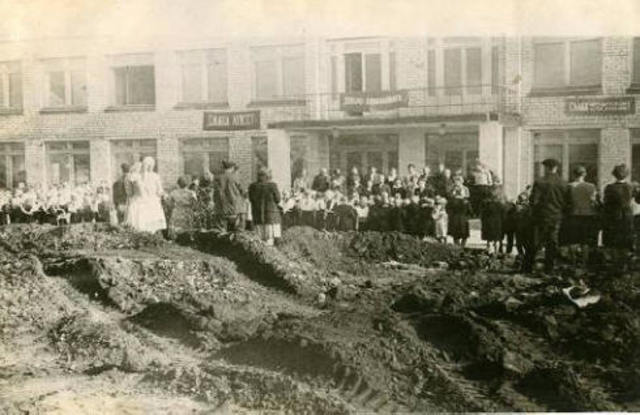 Открытие средней школы в поселке Коммунарский