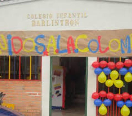 entre a estudiar al colegio