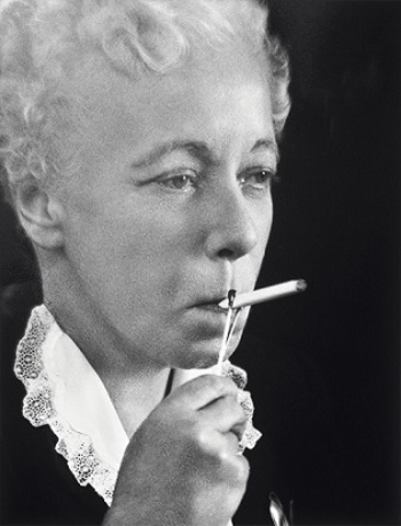 Karen Horney: En desacuerdo con el psicoanálisis.