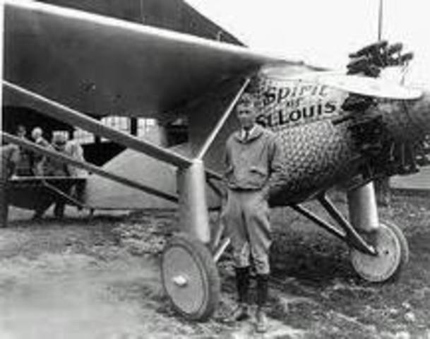 "The Spirit of St. Louis" starts its flight