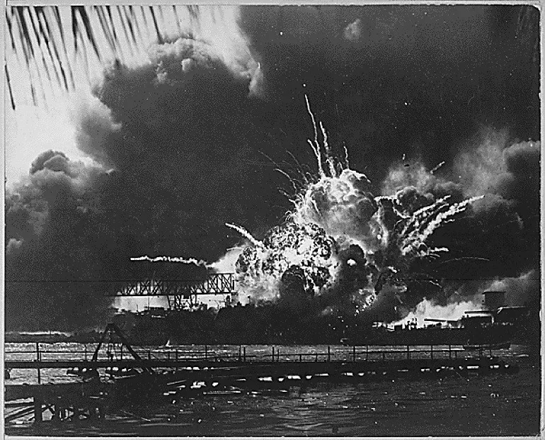 Japan attacks pearl harbor
