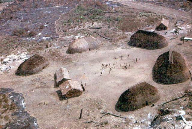 GRANDES ALDEIAS FORTIFICADAS - ALTO XINGU