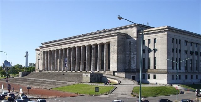 UNIVERSIDAD EN AMÉRICA LATINA