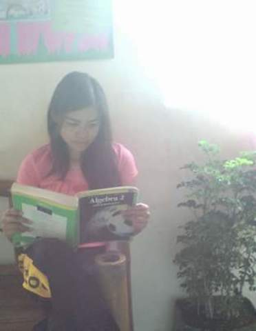Reading English Book