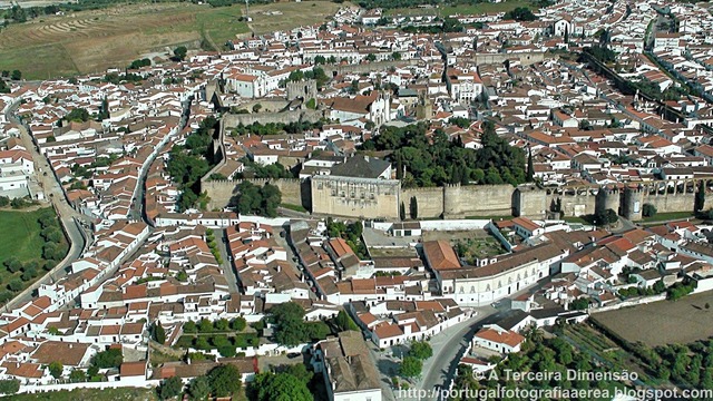 conquista de Serpa e de  Moura