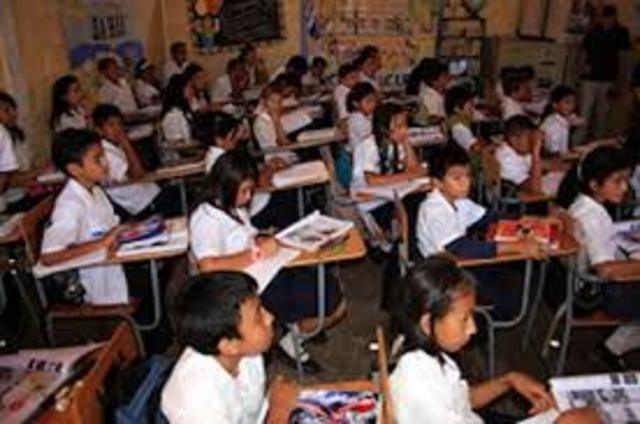 Aumentan los alumnos matriculados en la escuela básica