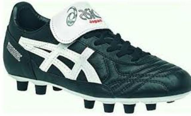 Quinta generación de zapatillas de futbol