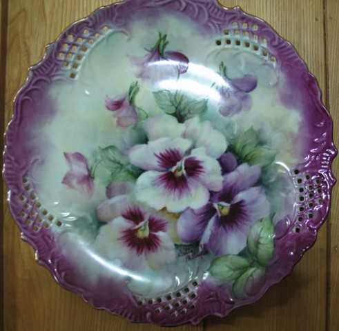 Emily Grierson takes china painting lessons