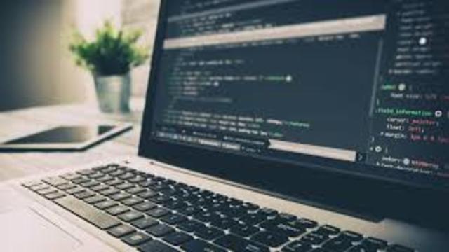 MIT offered their first course in programming that a freshman could take