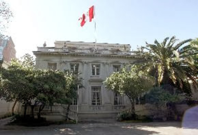 10.000 cubanos se refugian en la embajada de Perú