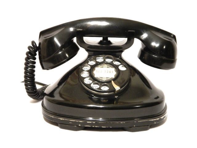 Surgimiento del teléfono para uso domestico.