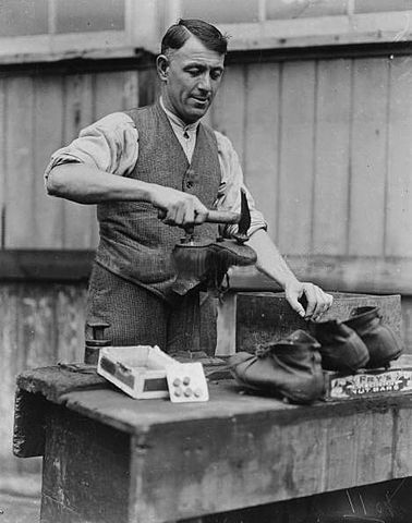 Los primeros zapatos de fútbol