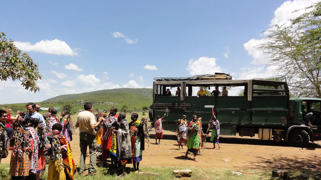 El camion hace una Parada