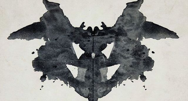 La prueba proyectiva de Rorschach y la técnica de mancha de tinta de Holtzman (HIT).