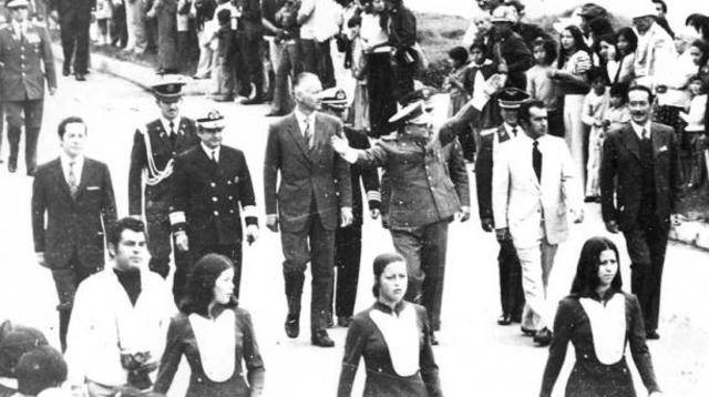 Su politica neoliberal