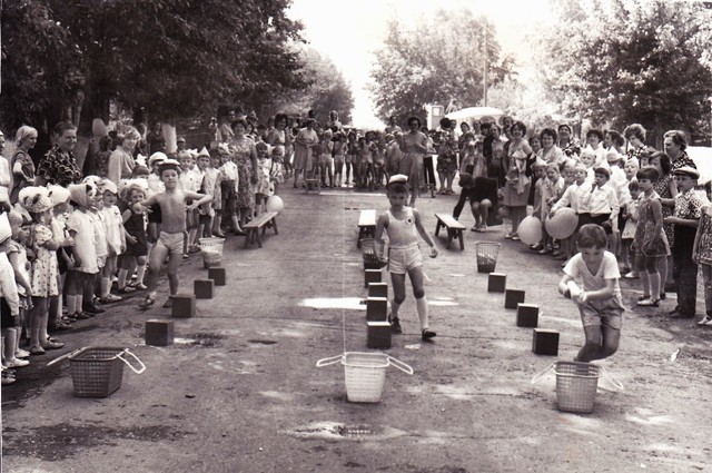 Спортивные соревнования между детскими садами «Ласточка» и «Берёзка»