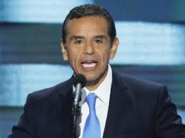 Antonio Villaraigosa, primer alcalde chicano de los Angeles
