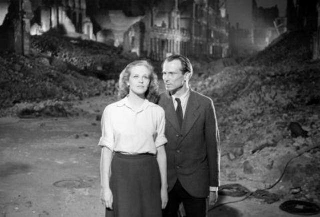 Οι δολοφόνοι είναι ανάμεσά μας (Die Mörder sind unter uns)