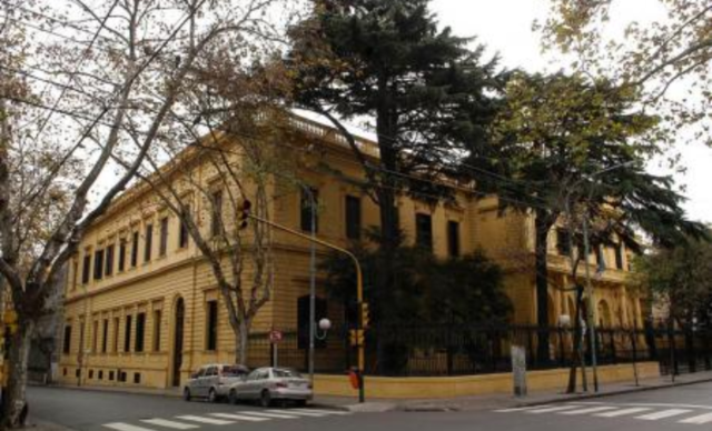 Comienzo profesorado Mariano Acosta