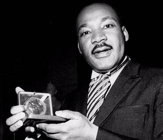 Martin Luther King Premio Nobel de la Paz.