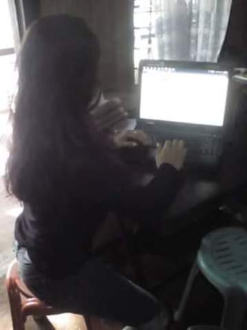 Using PC at internet cafe