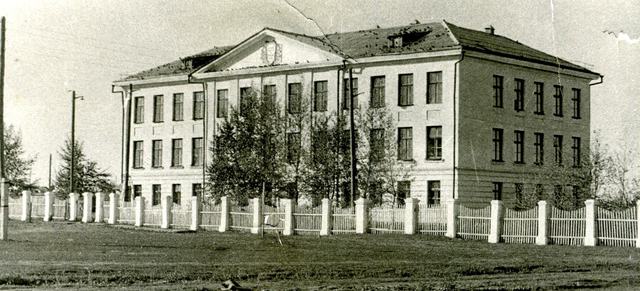 Новое здание школы