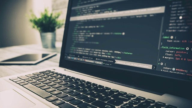 First Programming Course Offered