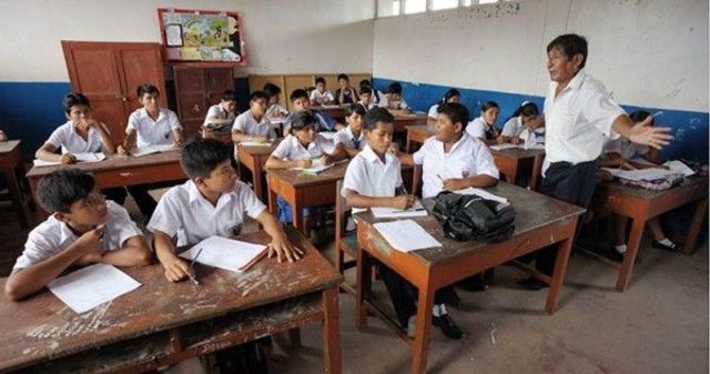 HECHOS IMPORTANTES EN LA EDAD MODERNA