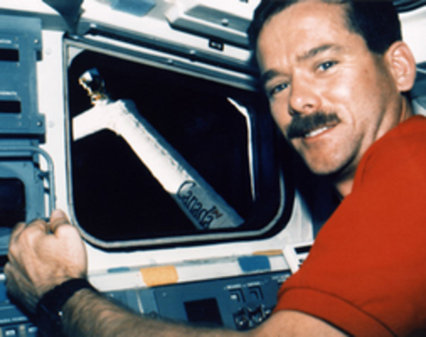Hadfield Becomes ISS Commander