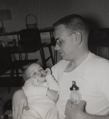 Susan Alice Buffett is born