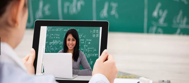 APLICACIONES  MÓVILES