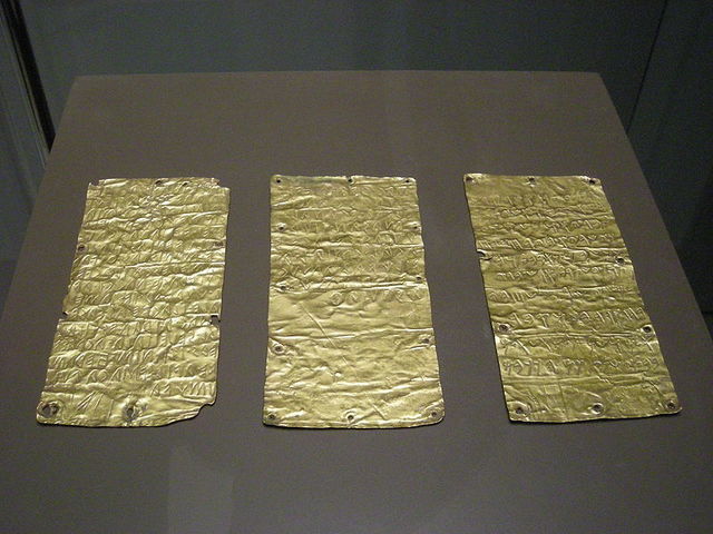 ESCRITURA EN BRONCES.