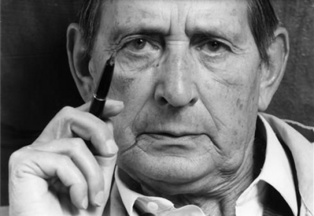 LA VIDA Y OBRA DE MIGUEL DELIBES.