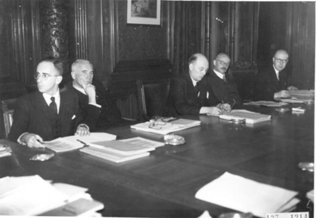 Indonesie en Nederland sluiten het akkoord van Linggadjati