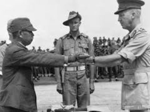 japan geeft zich over aan de geallieerden. einde wo11