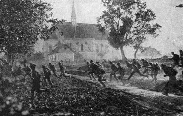 Germany declares war on Russia