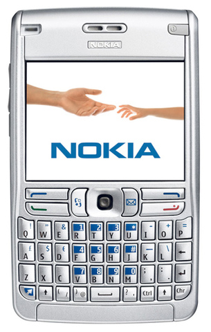 El primer celular con teclado QWERTY: Nokia E62