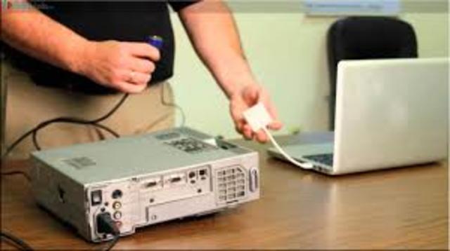 USO DEL VIDEO BEAM EN LA EDUCACIÒN