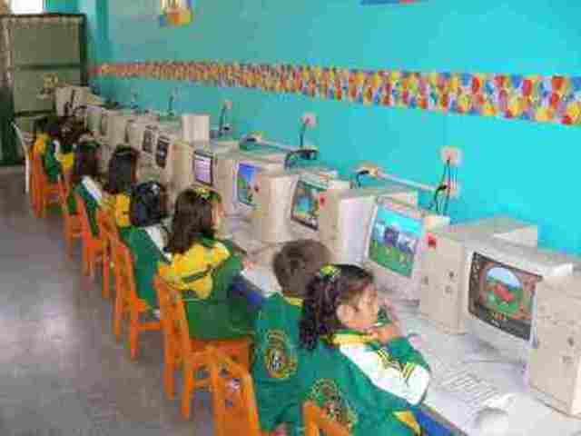 INTRODUCCIÓN A LAS TIC PARA EL TRABAJO Y LA EDUCACIÓN SIGLO XXI